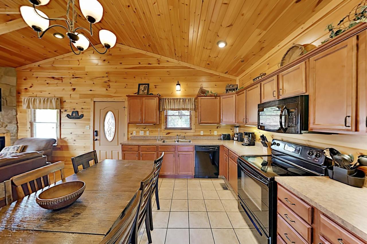 Gatlinburg Falls Cabin Unit 812 Villa Bagian luar foto