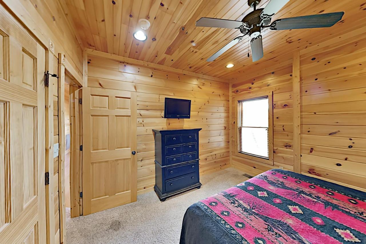 Gatlinburg Falls Cabin Unit 812 Villa Bagian luar foto